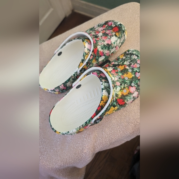 classic printed floral clog NWT W12/M10 - Picture 3 of 7